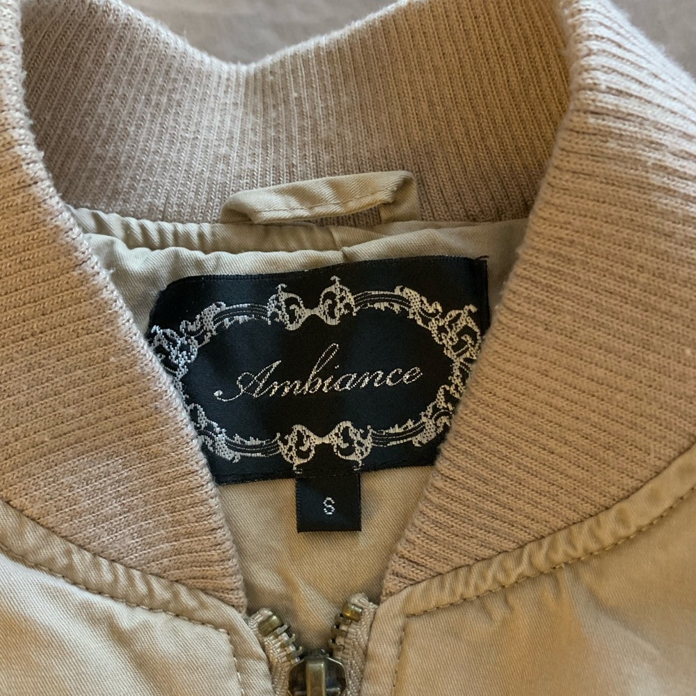 Light jacket - Picture 2 of 3